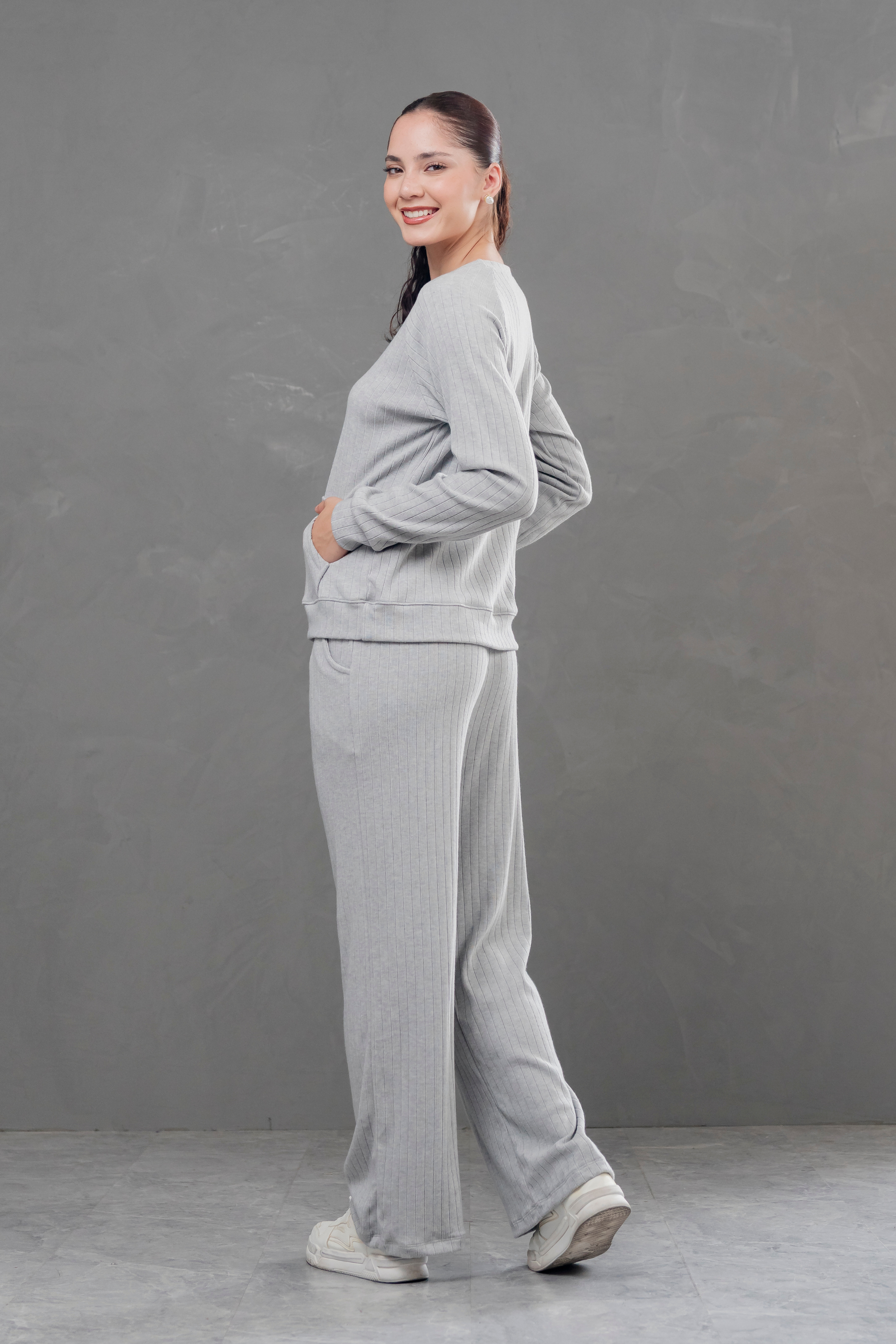 Ambar Comfy Set