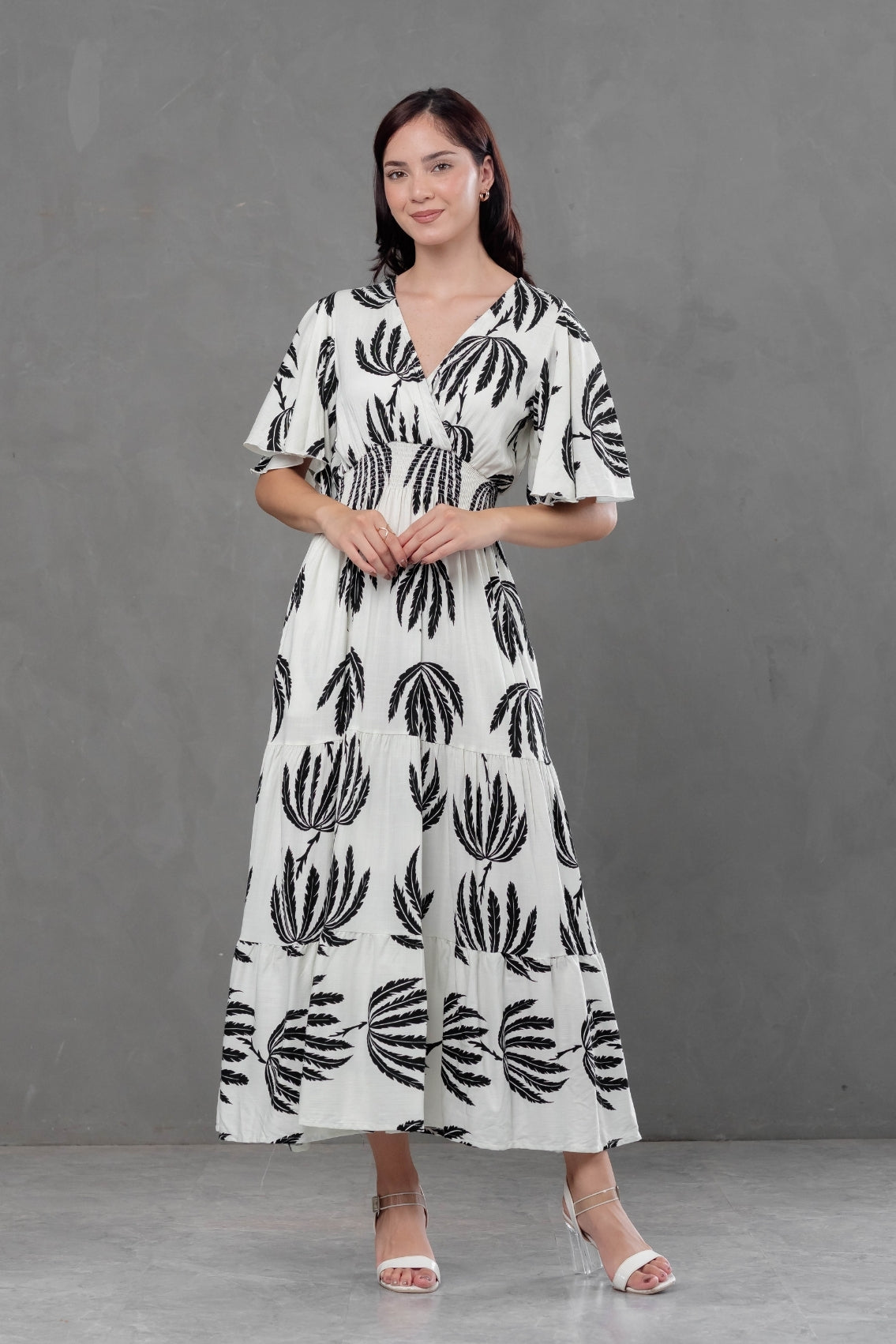 Maxivestido Naira Mangas acampanadas