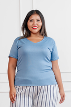 Polo básico cuello V