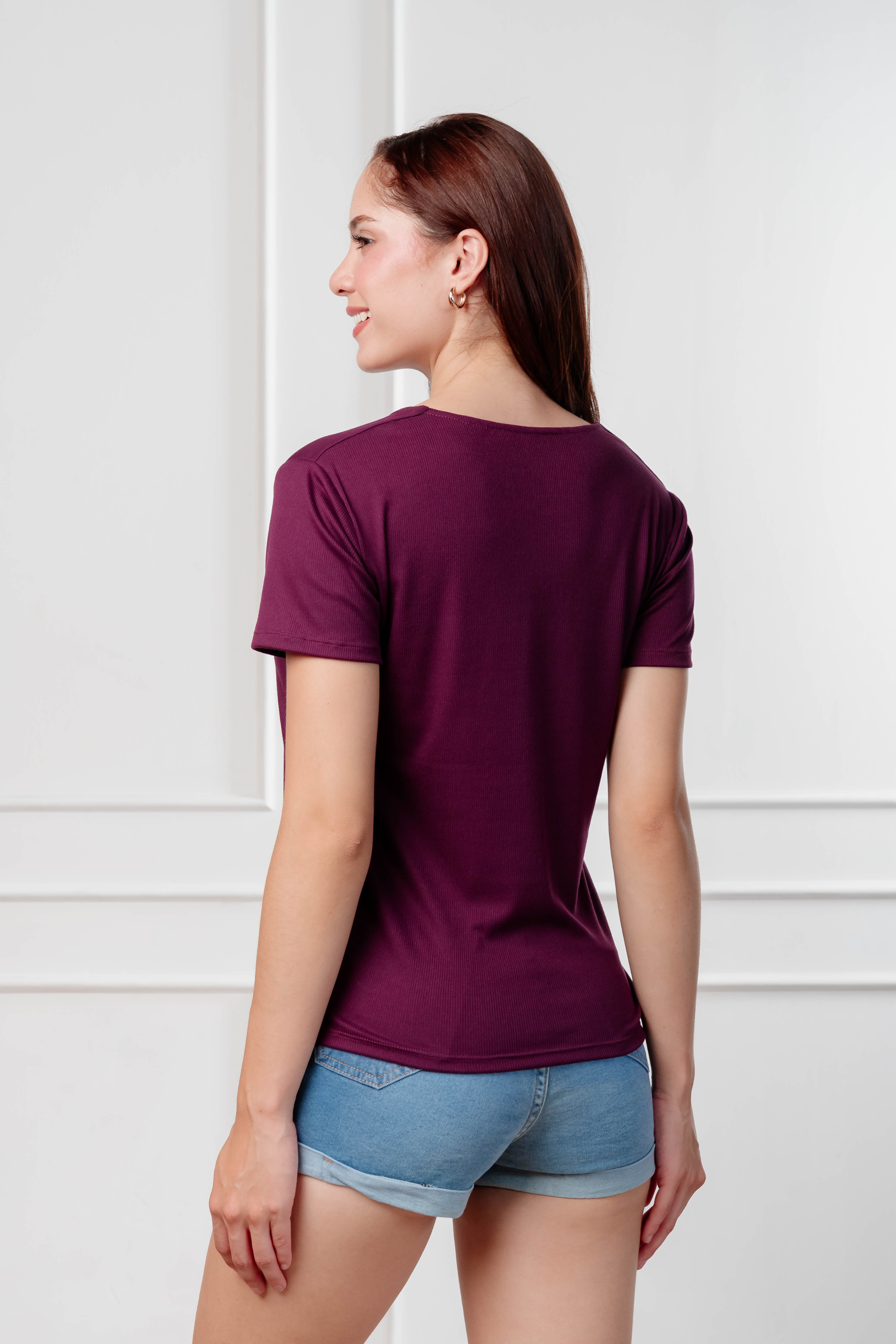 Polo básico cuello V