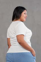 Polo básico cuello V