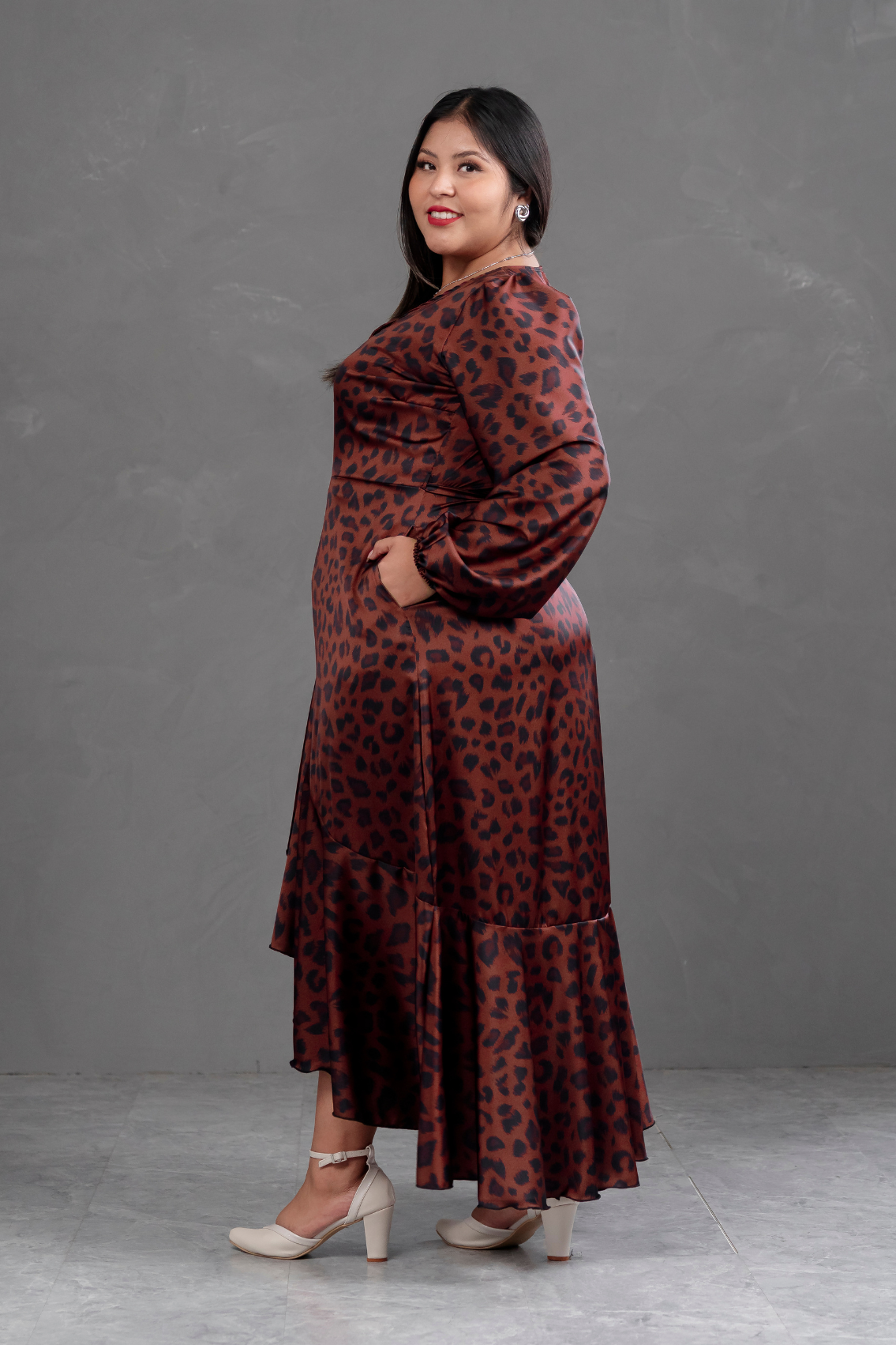 Vestido Envolvente animal print Marron