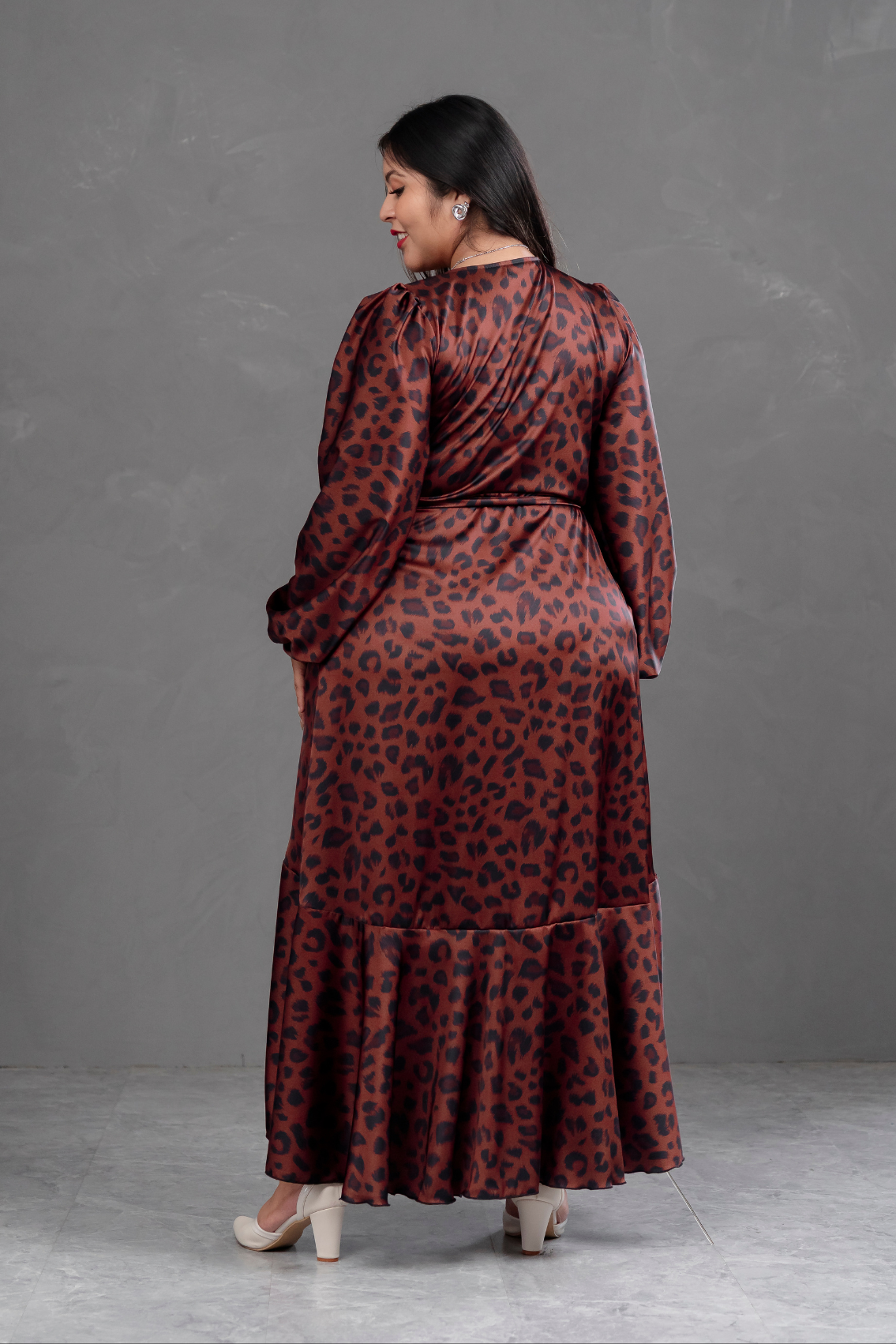 Vestido Envolvente animal print Marron