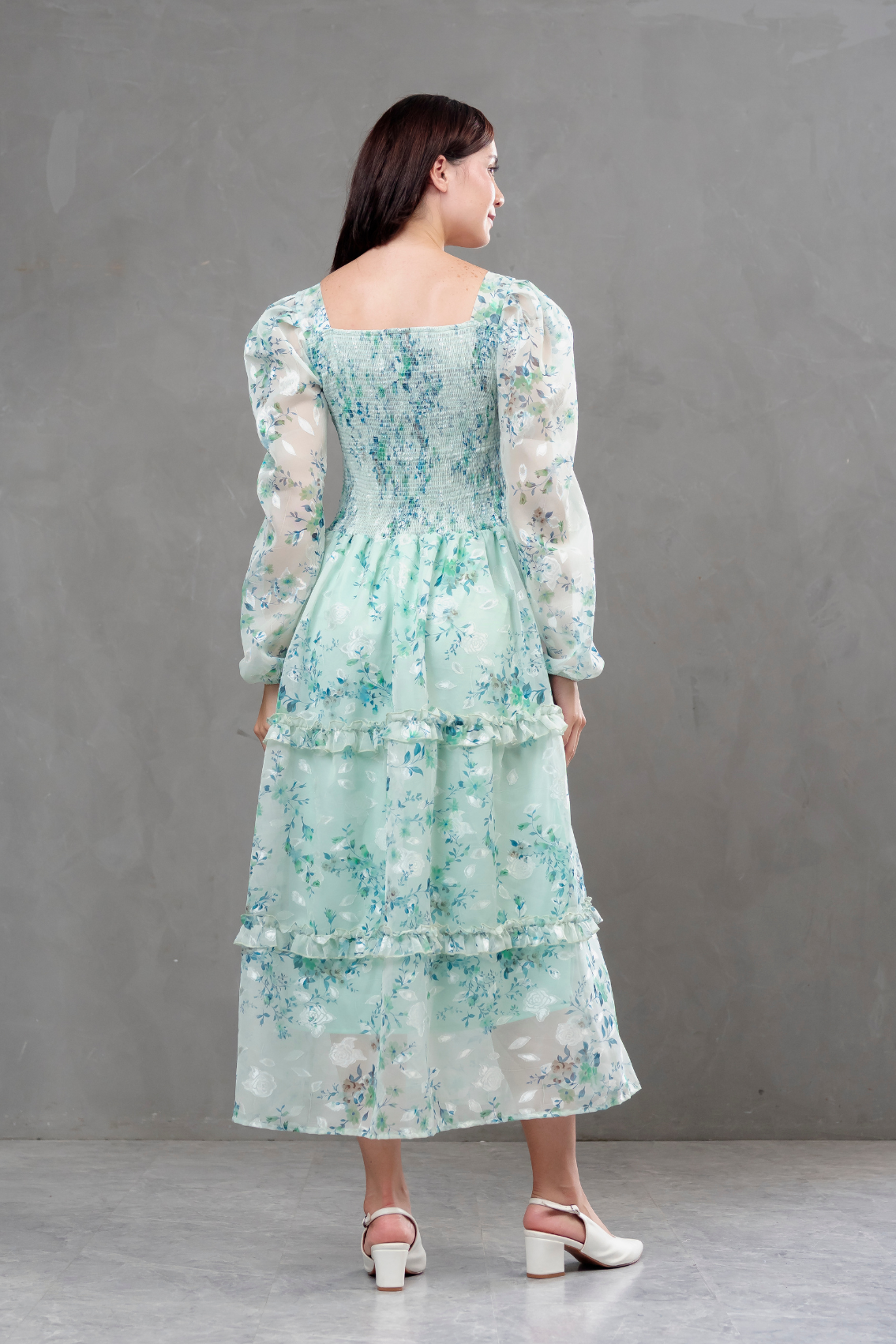 Vestido de gasa manga larga verde