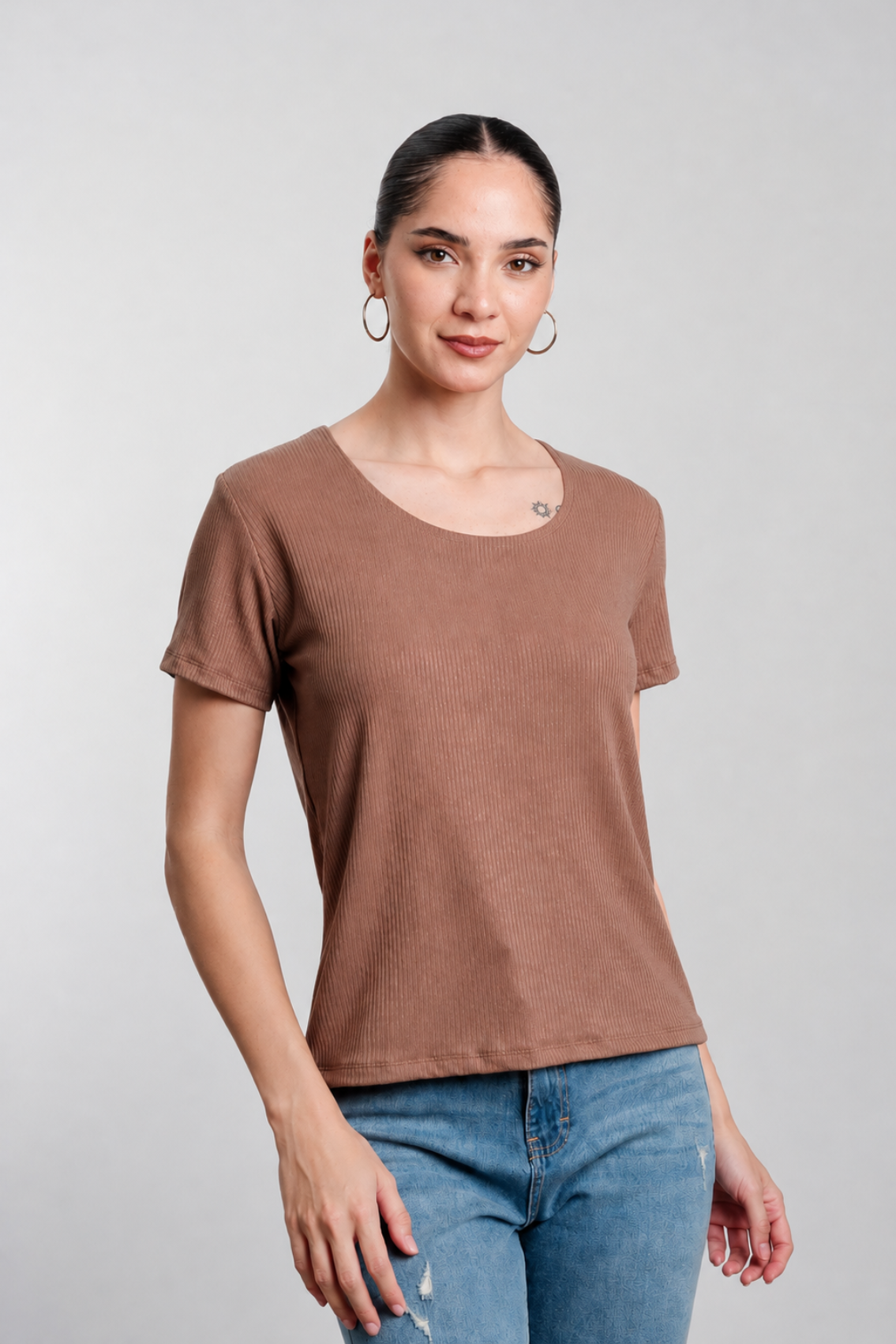 Polo básico manga corta cuello redondo