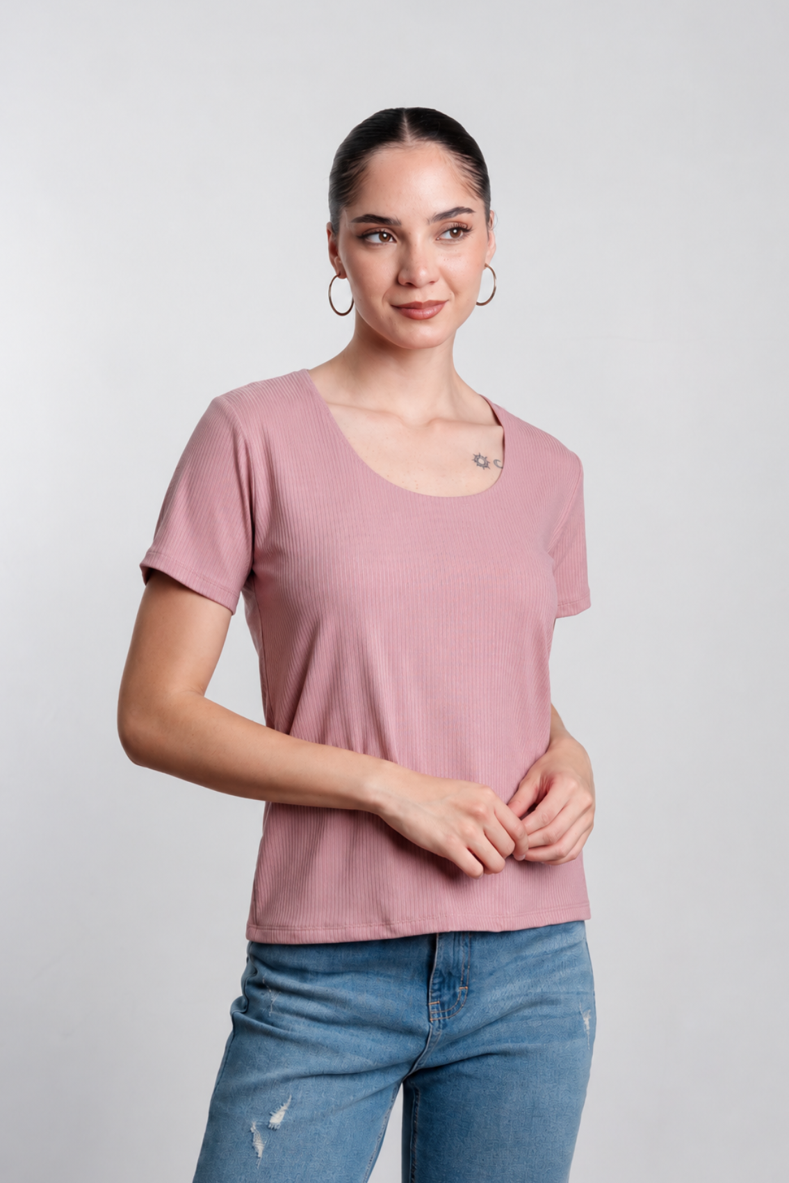 Polo básico manga corta cuello redondo